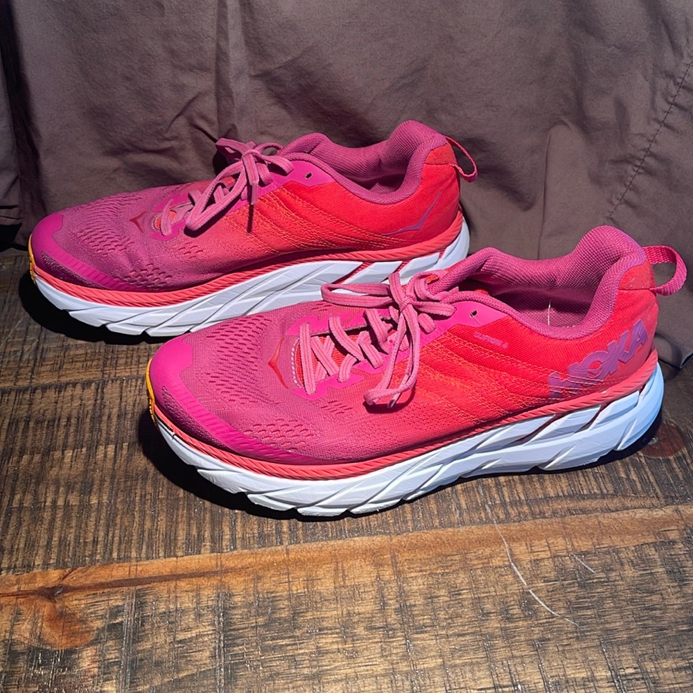 Women’s Hoka Running shoes Size 9D